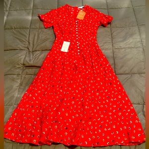 Retro style red flow sleeved dress